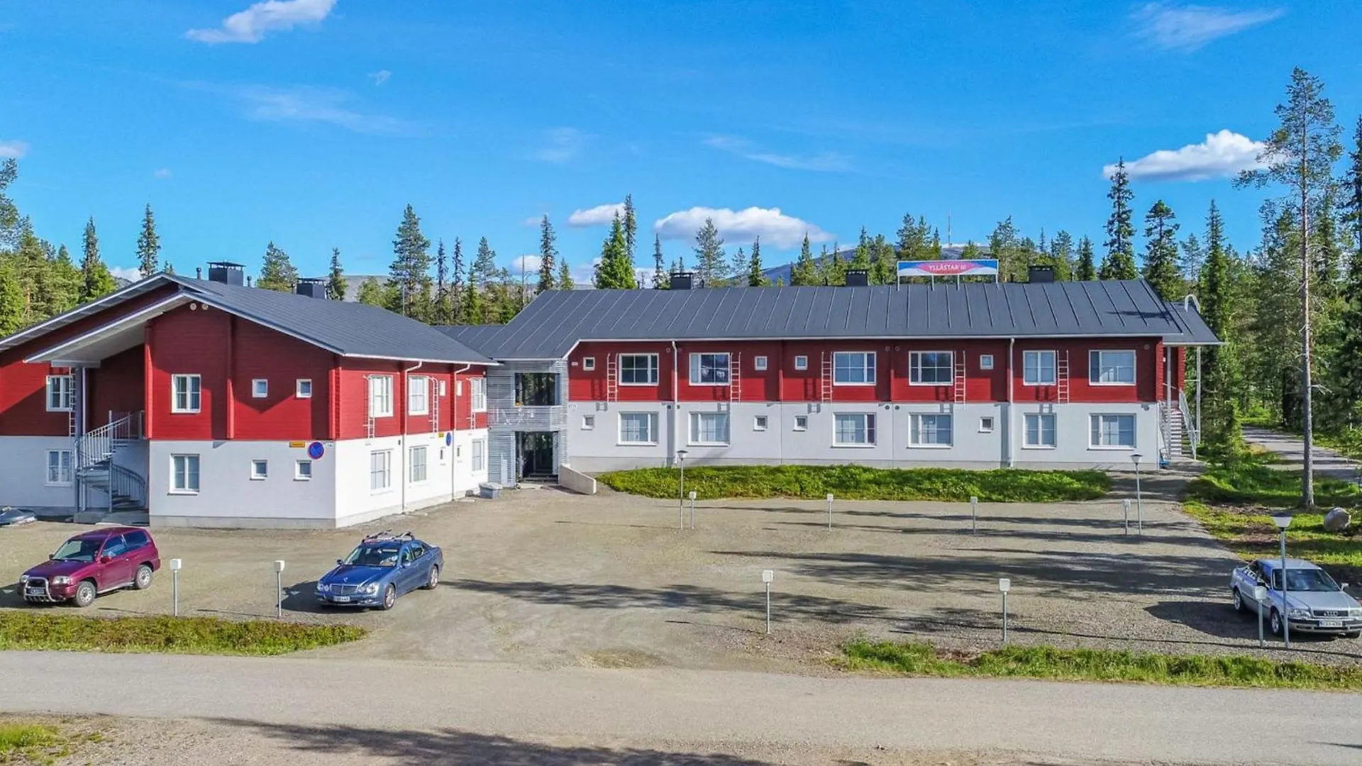 Suomessa Yöpyminen: 5 Villa-hotellia Vertailussa
